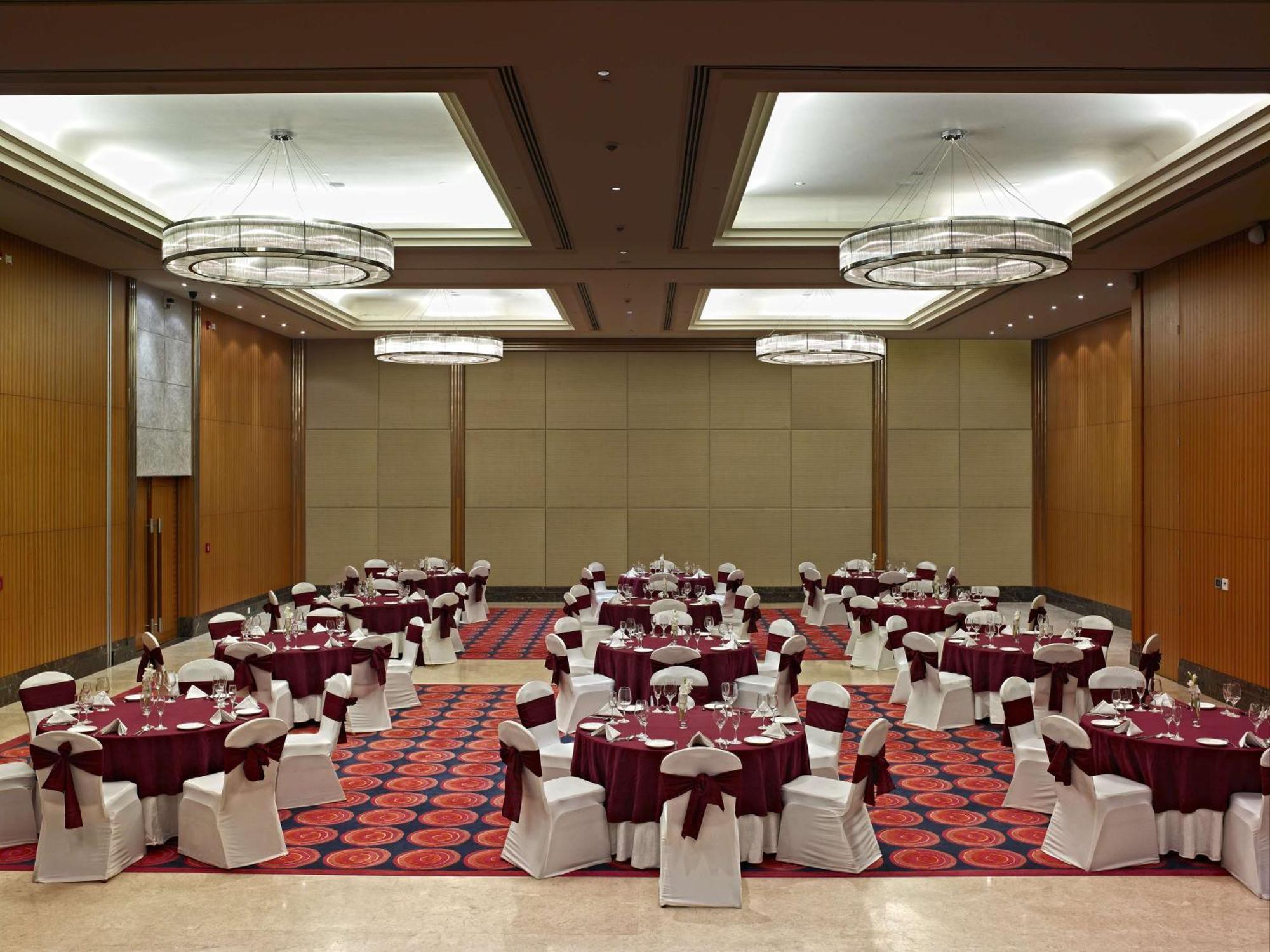 Radisson Blu Hotel Rudrapur 외부 사진