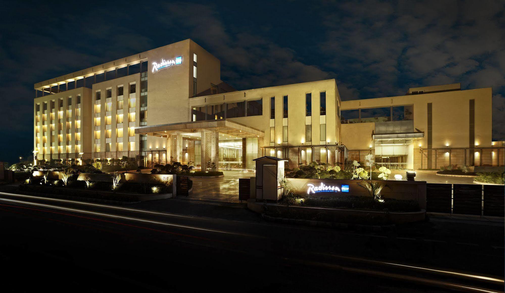 Radisson Blu Hotel Rudrapur 외부 사진